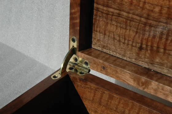 locking wood memory box black walnut ebony trim hinge
