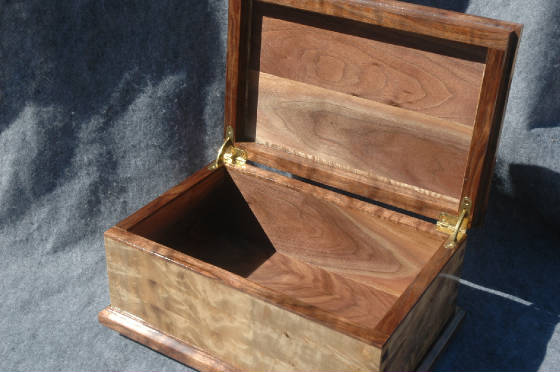 myrtle burl keepsake box walnut trim  open front