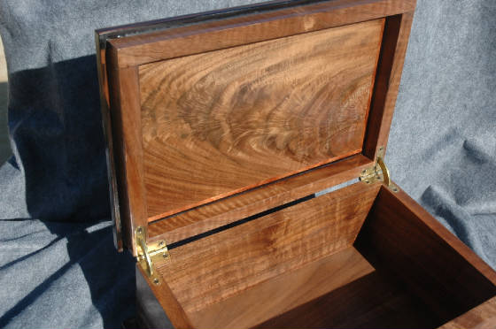 large keepsake memory box crotch walnut ebony trim open lid