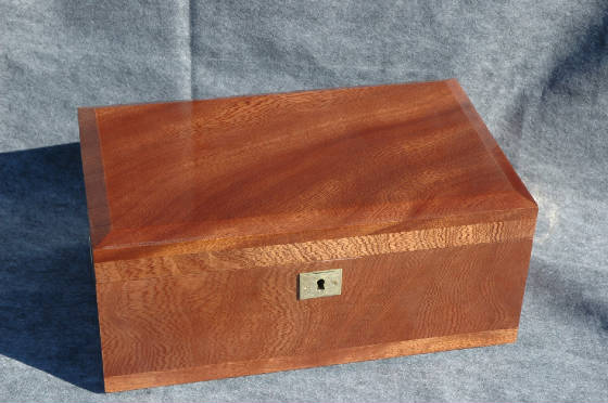 handcrafted wood memory box marbled honduras mahogany lock top front