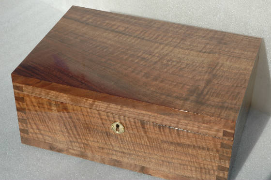 handmade keepsake box black walnut lock top front