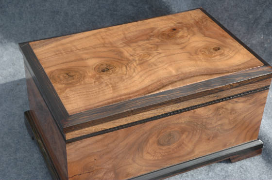 handcrafted walnut keepsake box ebony trim top front
